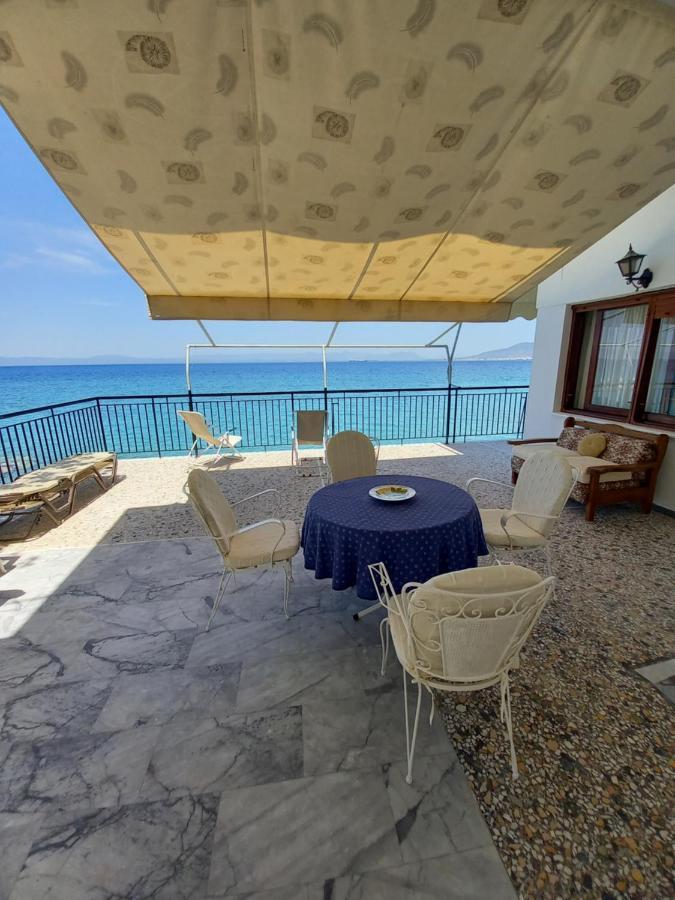 Ekie Apartment With Sea View Kalamata Exteriér fotografie